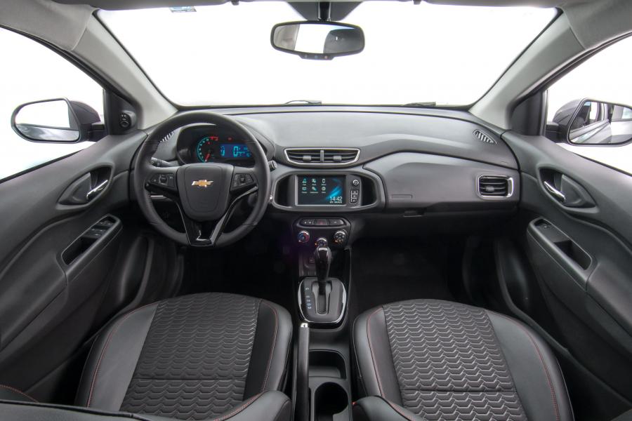 Торпедо Chevrolet Onix 2016 года  (фото 8 из 30)